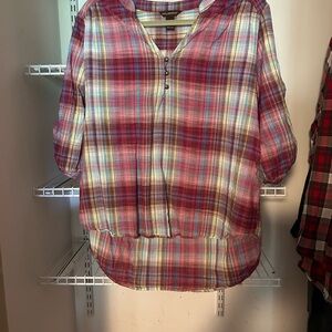 Bit & Bridle Red and Cream Buttoned Relaxed Top